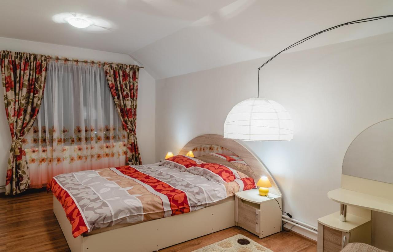 Smb Holiday Apartment Brasov Exterior photo
